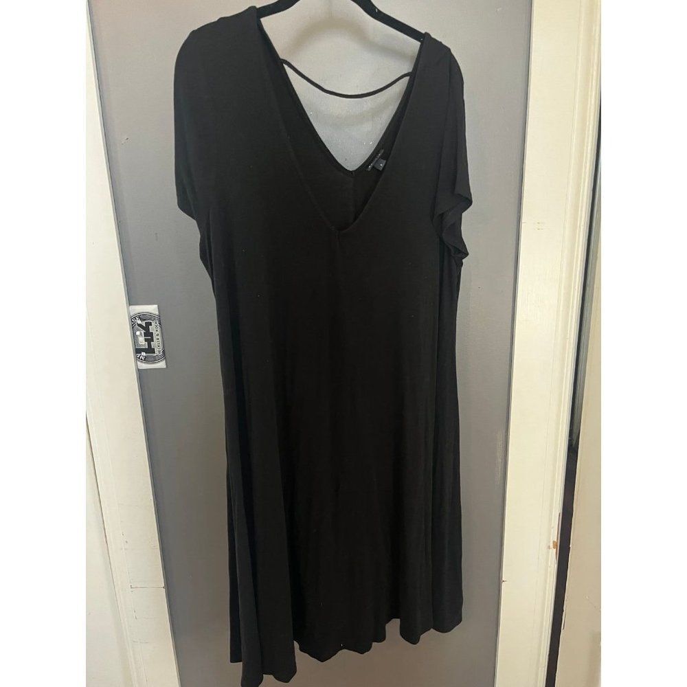 Torrid size 2 dress solid black soft t shirt swing style